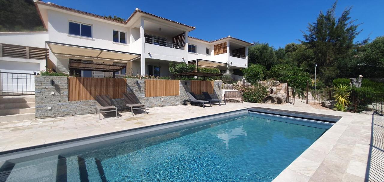 Tres Belle Vue Et Piscine Chauffee - Baccalocation *