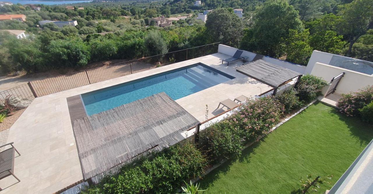 Tres Belle Vue Et Piscine Chauffee - Baccalocation